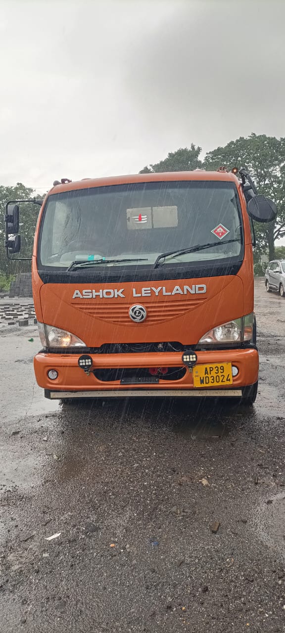 PETROL TANKER for Sale in NAIDUPETA,, LA Sagaram