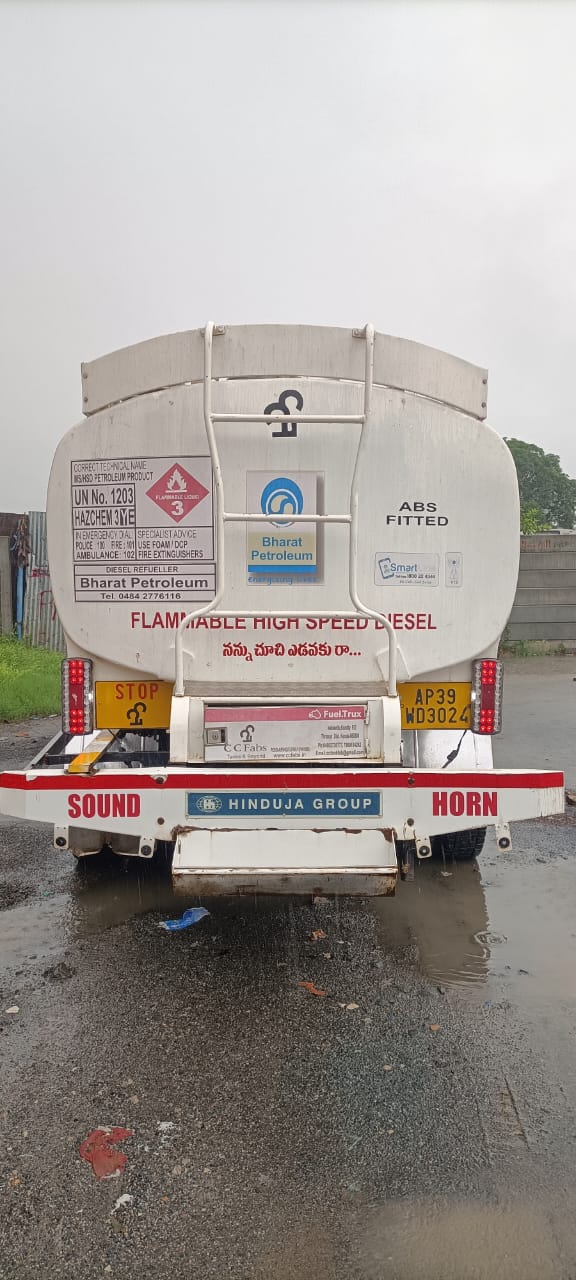 PETROL TANKER for Sale in NAIDUPETA,, LA Sagaram