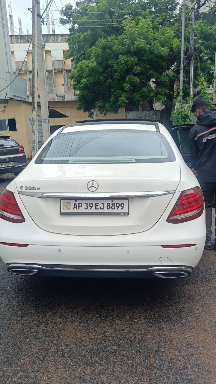 VEHICLE CAR FOUR WHEELER for Sale in Guntur