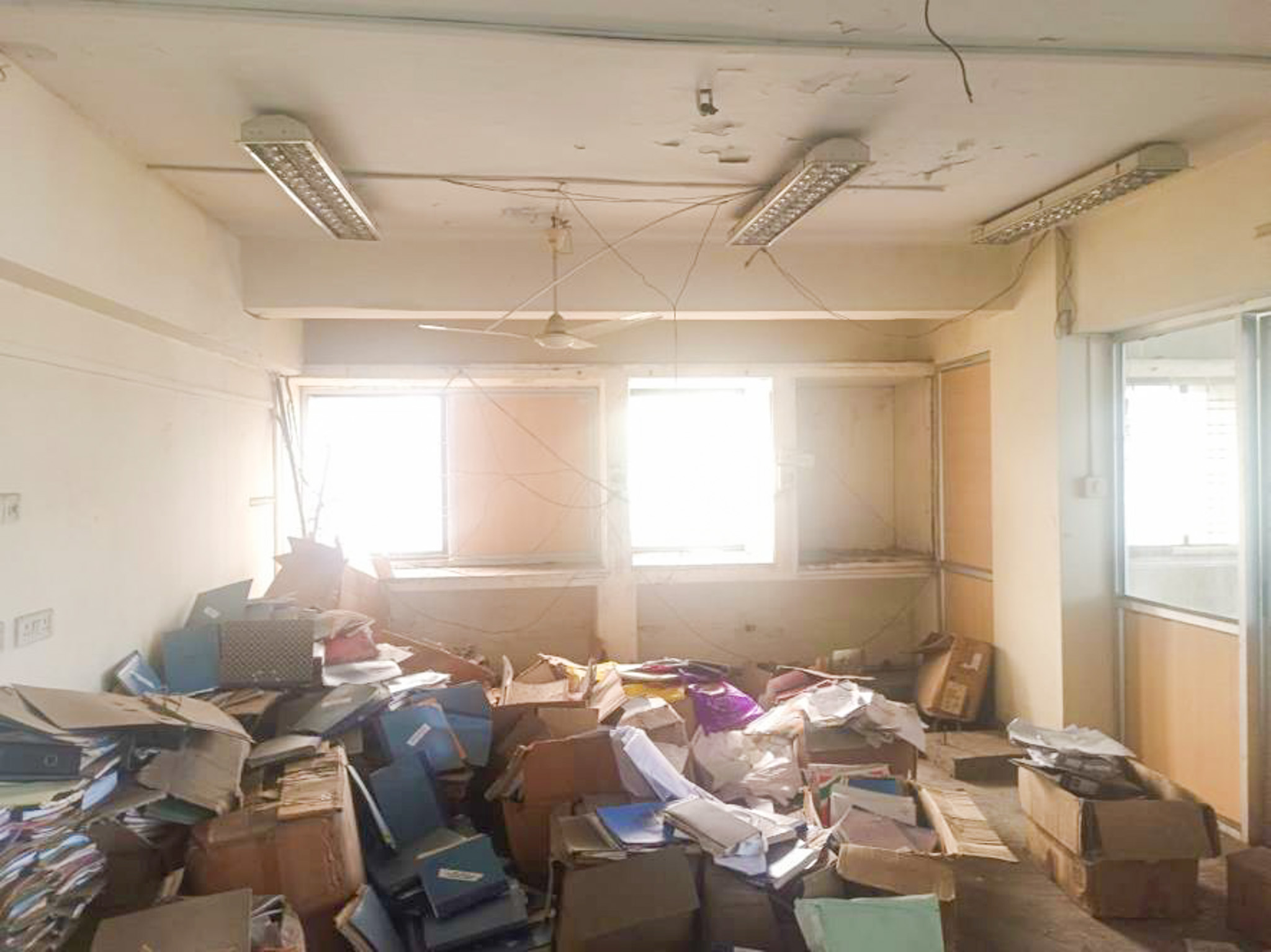 Shops for Sale in Cathedral Road, Chennai