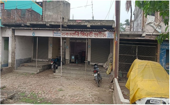Individual House for Sale in Berhampore