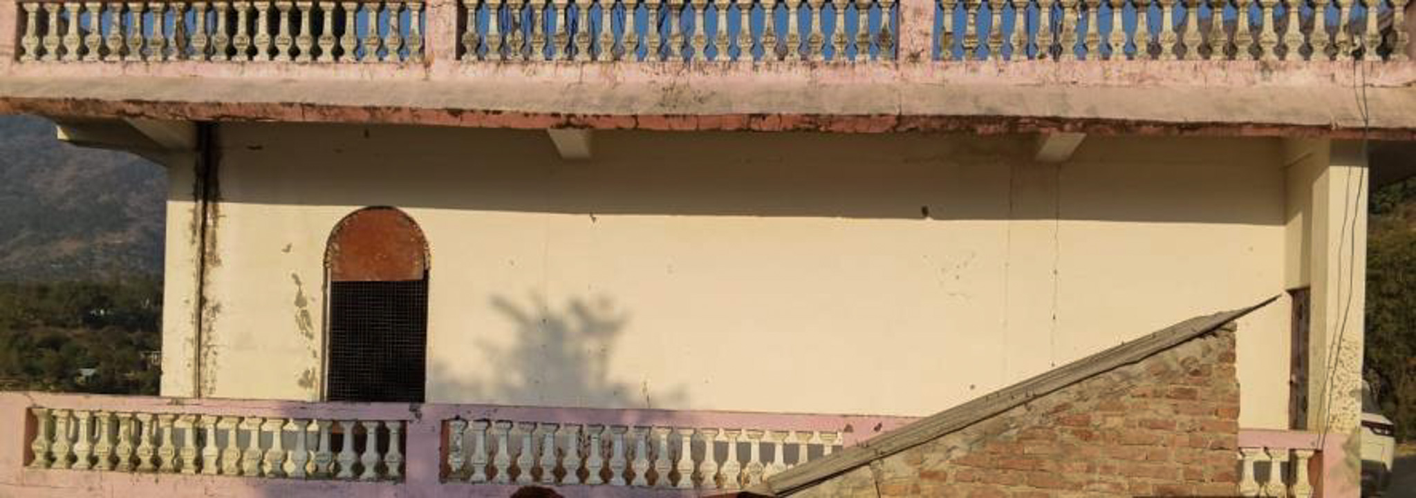 Individual House for Sale in Mandi