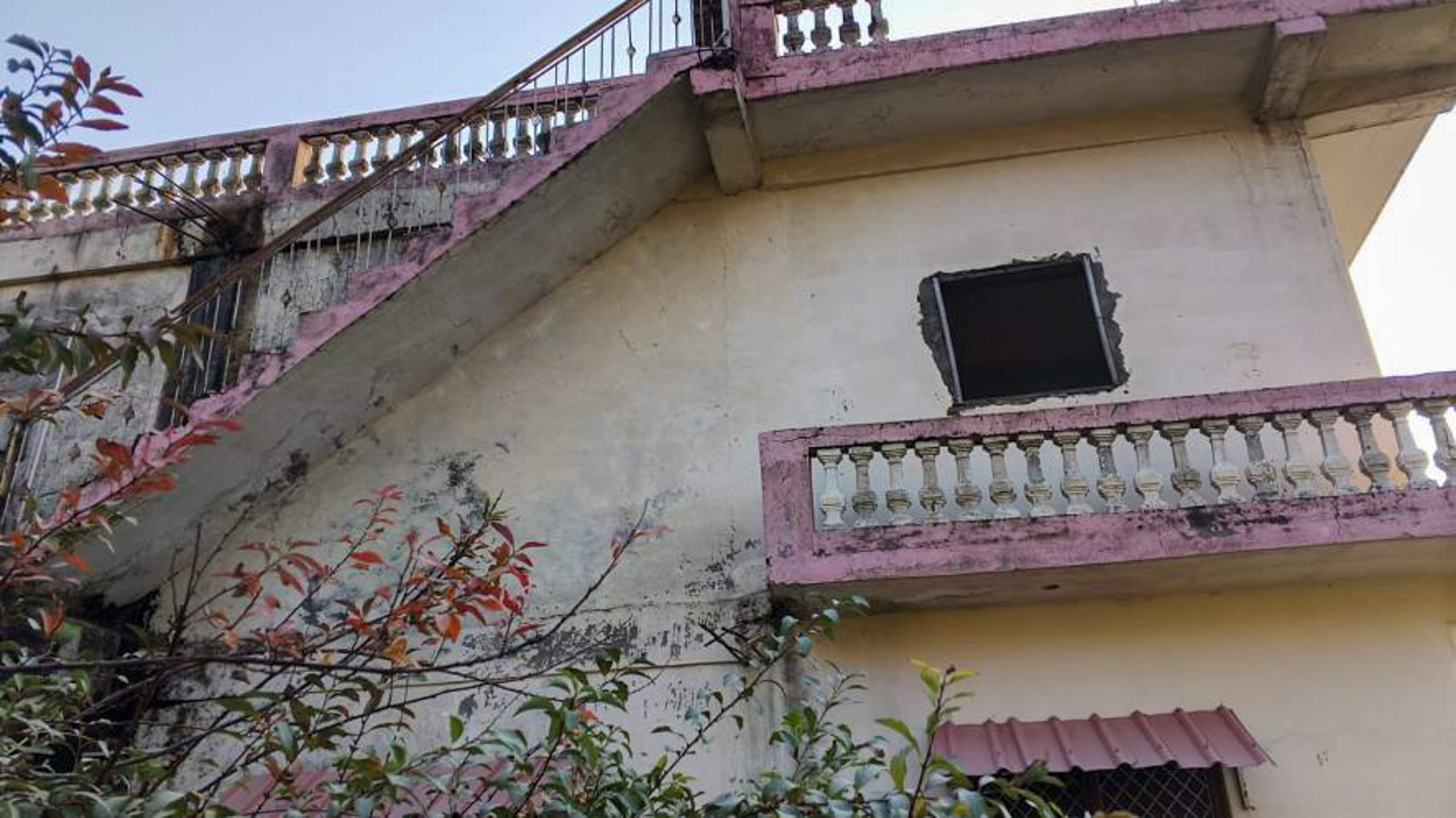 Individual House for Sale in Mandi