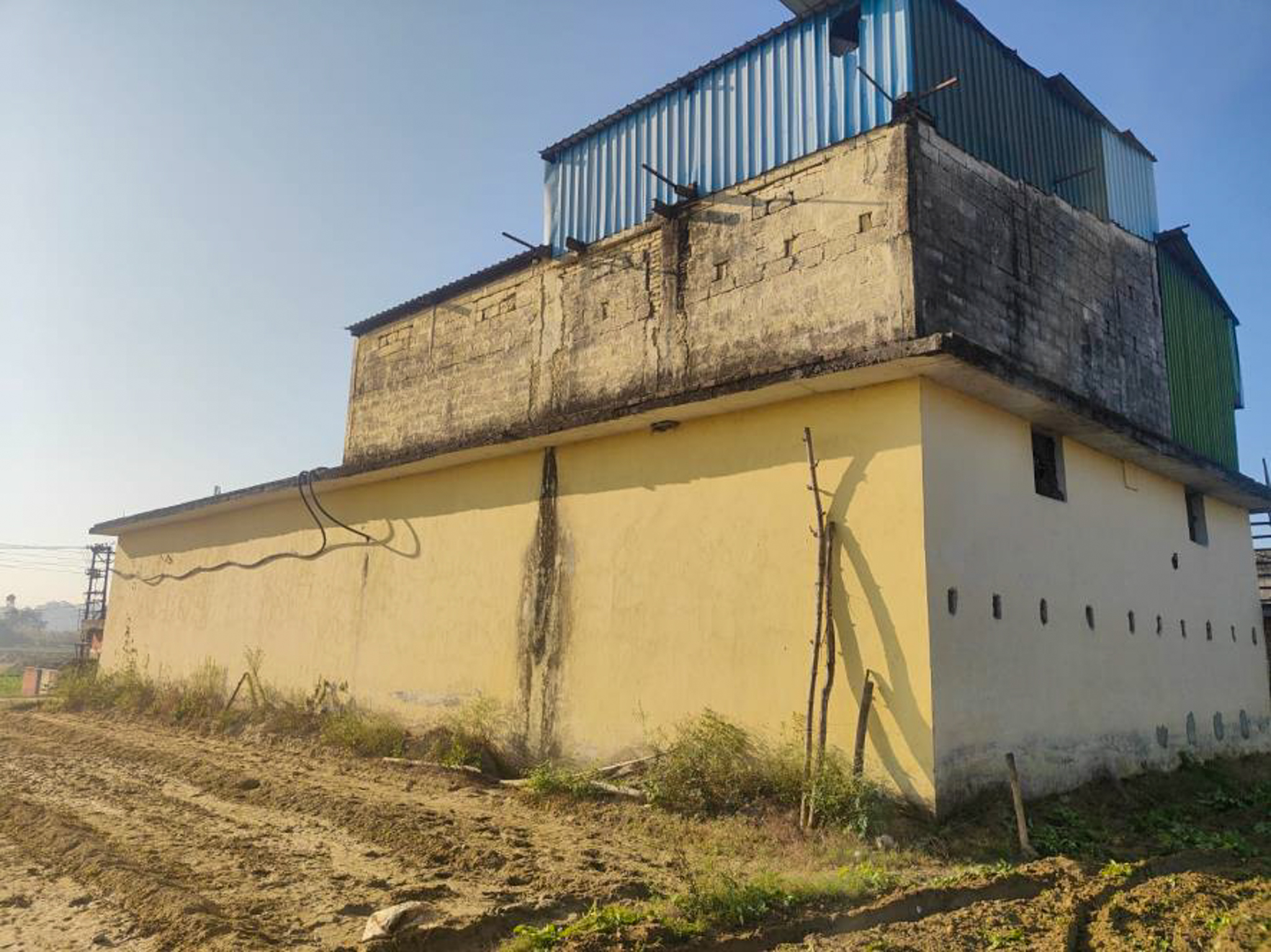 Industrial Plot with Factory Building for Sale in Mohal Pandoga, Pandogha Industrial Area