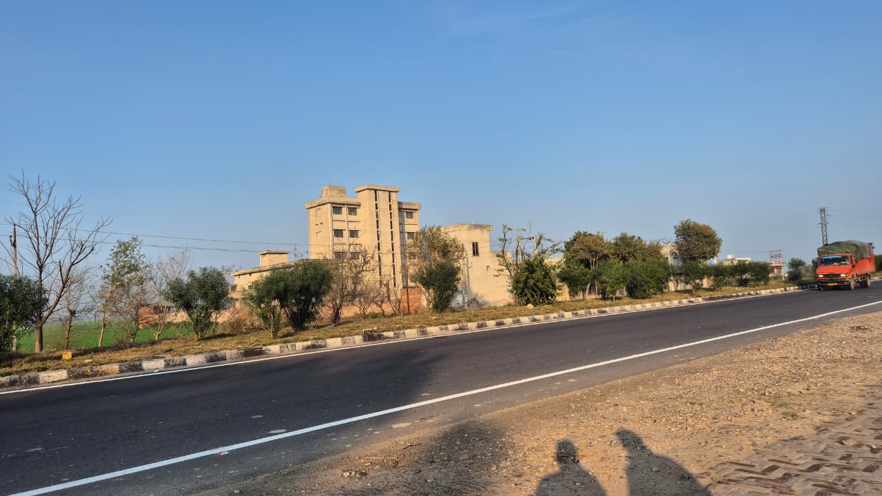 Industrial Plot with Factory Building for Sale in Moga