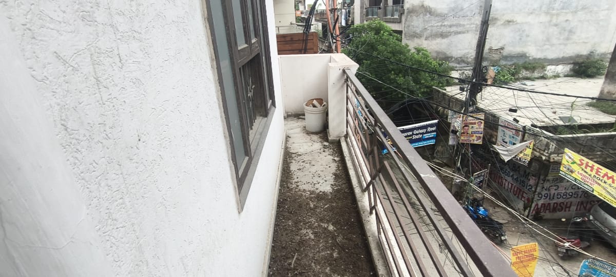 Individual House for Sale in NEW DELHI, New Delhi