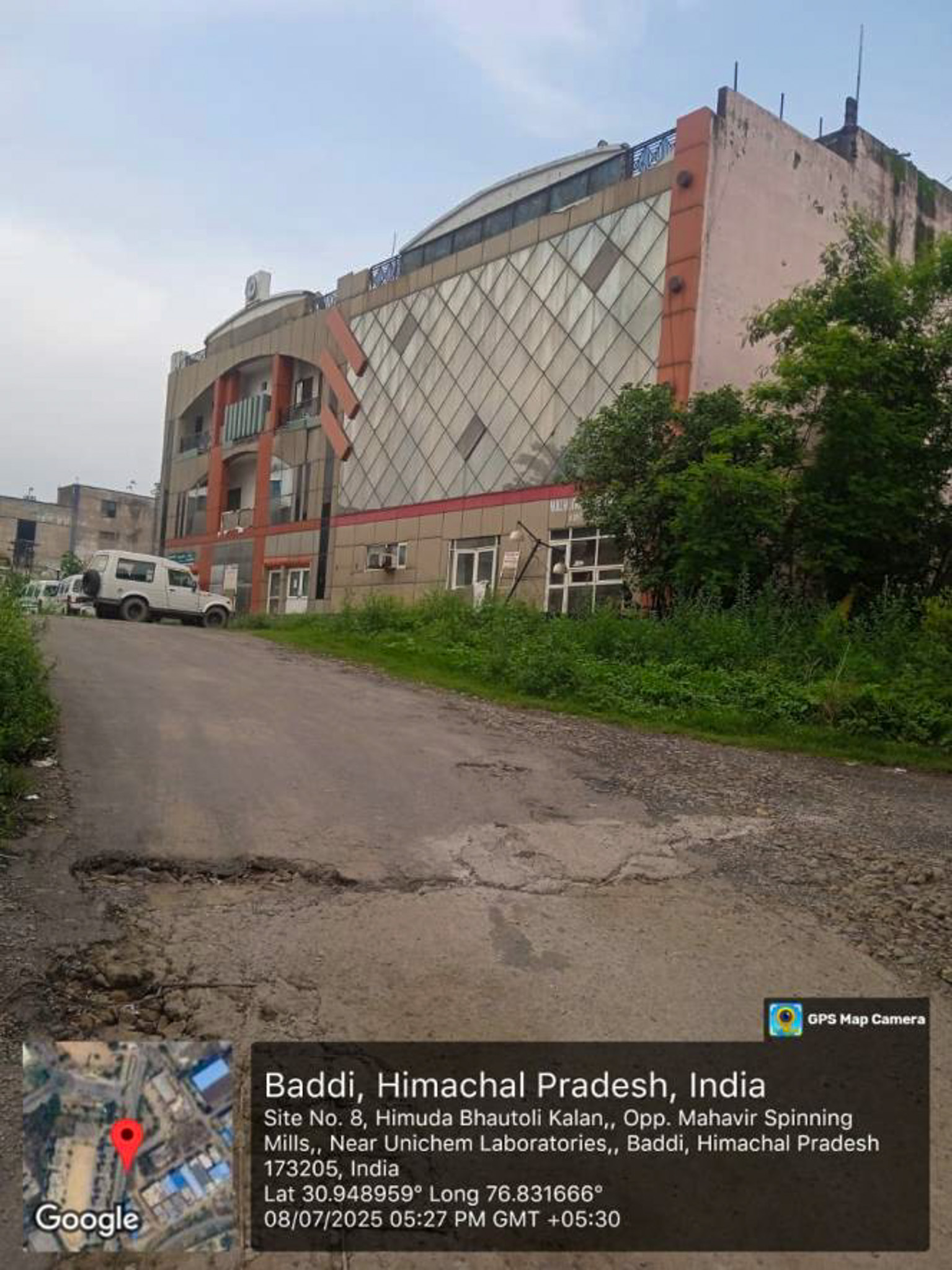 Office for Sale in Malhotra Hospital, Bhatoli Kalan, Baddi, Baddi