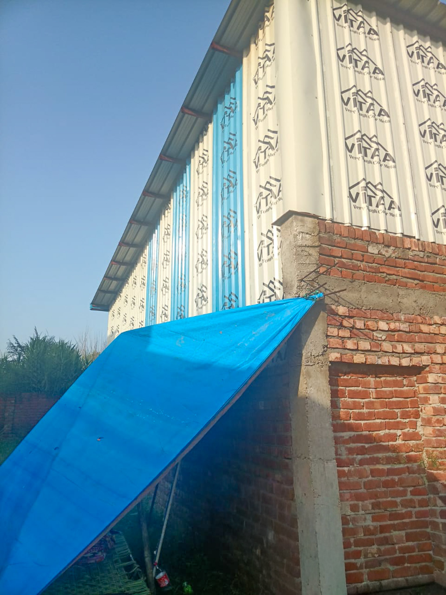 Industrial Plot with Factory Building for Sale in INDUSTRIAL, Pandogha Industrial Area