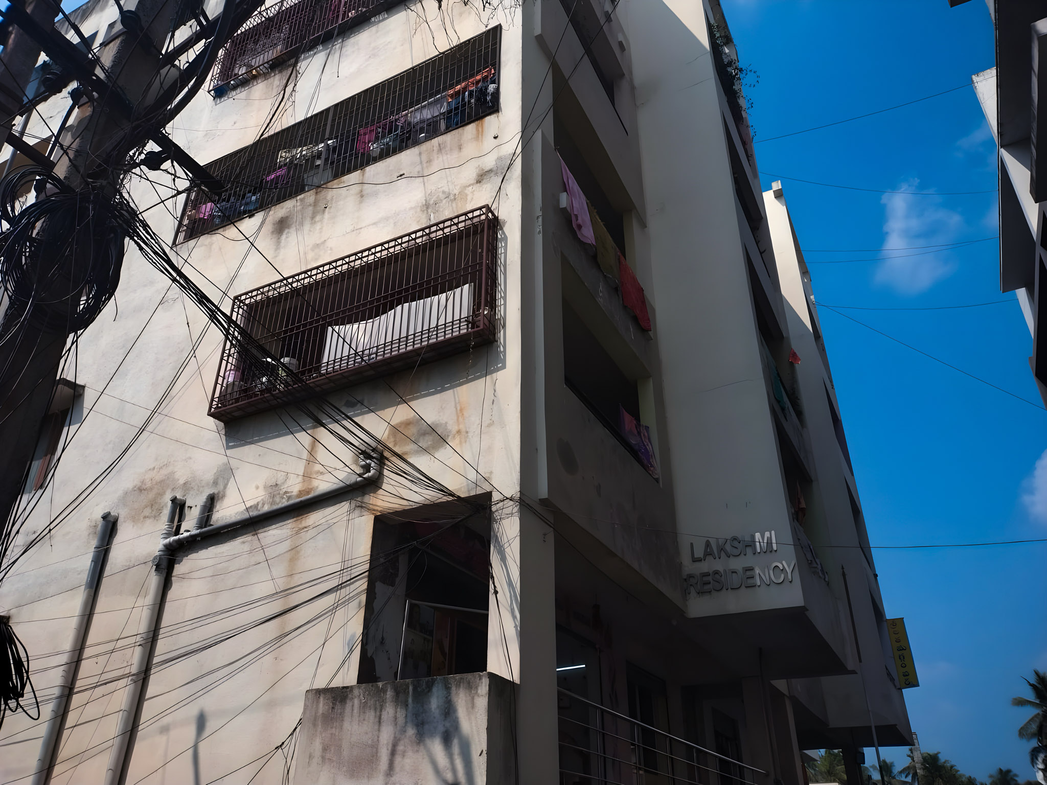 Flat for Sale in Vuyyuru