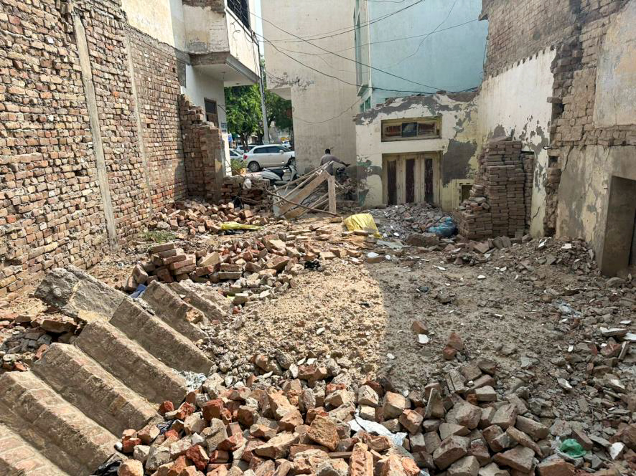 Individual House for Sale in Satyewala