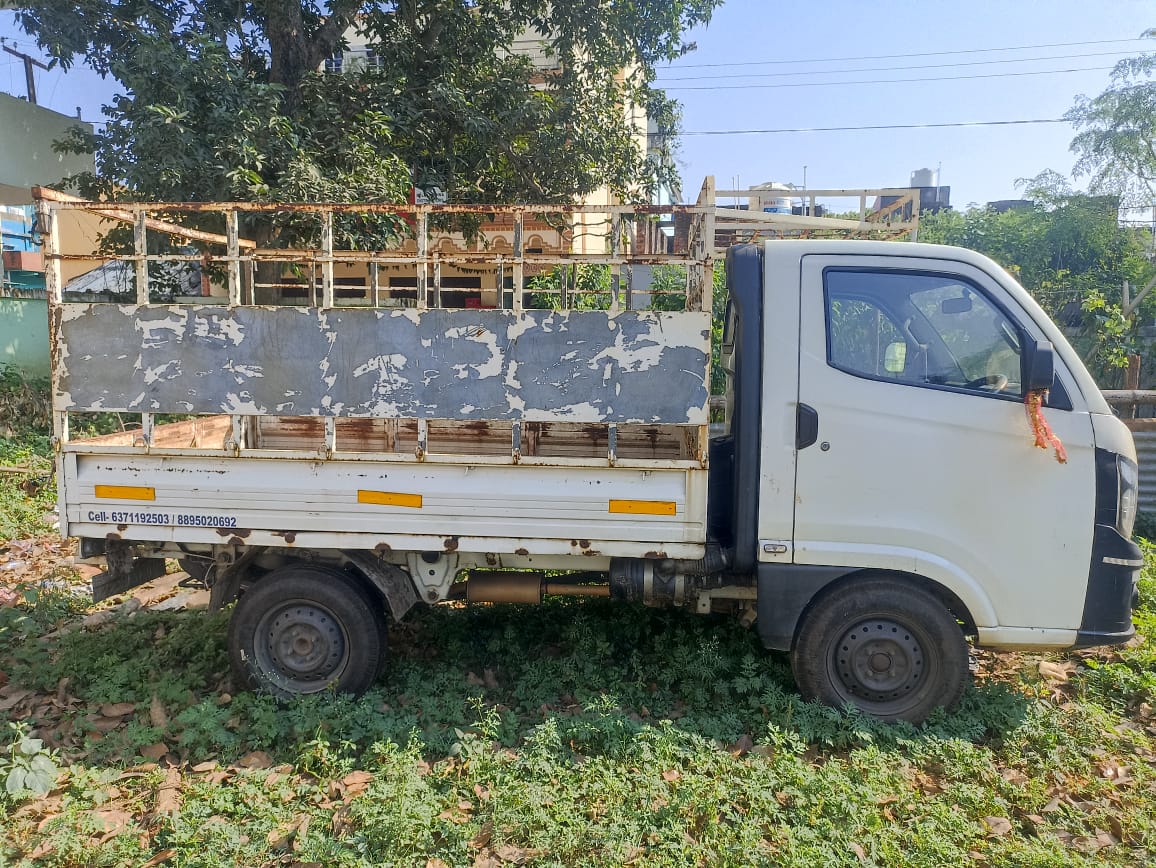 TATA INTRA PICK UP for Sale in PHULBANI, Phulabani